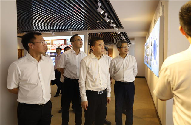 浙江省科技廳廳長高鷹忠一行到中天控股集團(tuán)調(diào)研